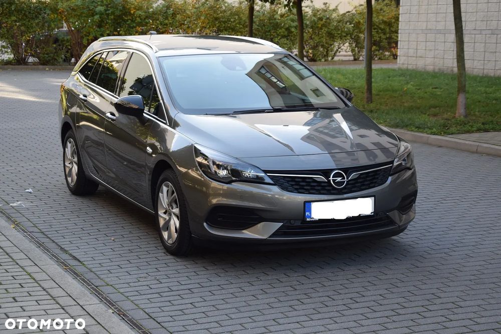 Opel Astra 2021 photo 2