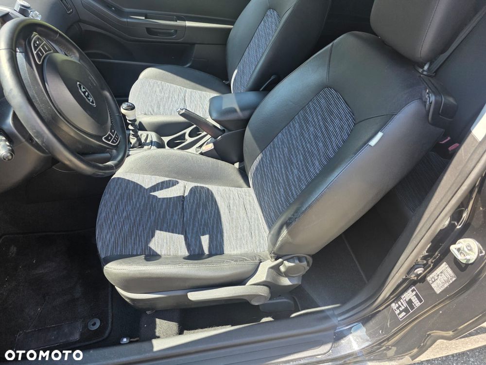 Kia Ceed 1.4 Comfort + - 14