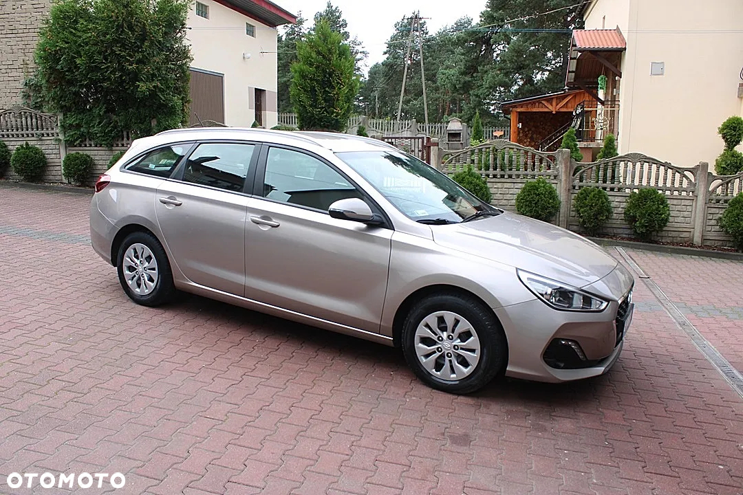 Hyundai i30 1.4 Premiere Comfort - 2