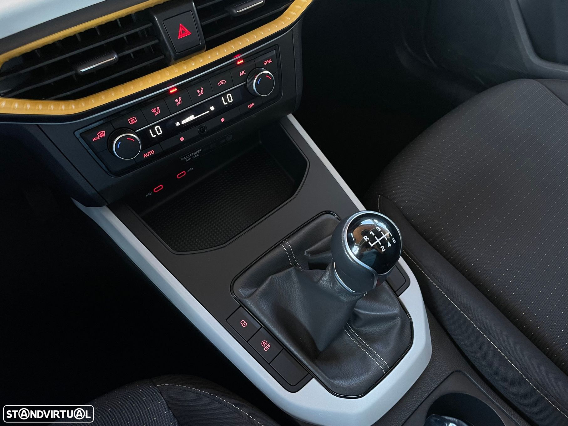 SEAT Arona 1.0 TSI Xperience - 22