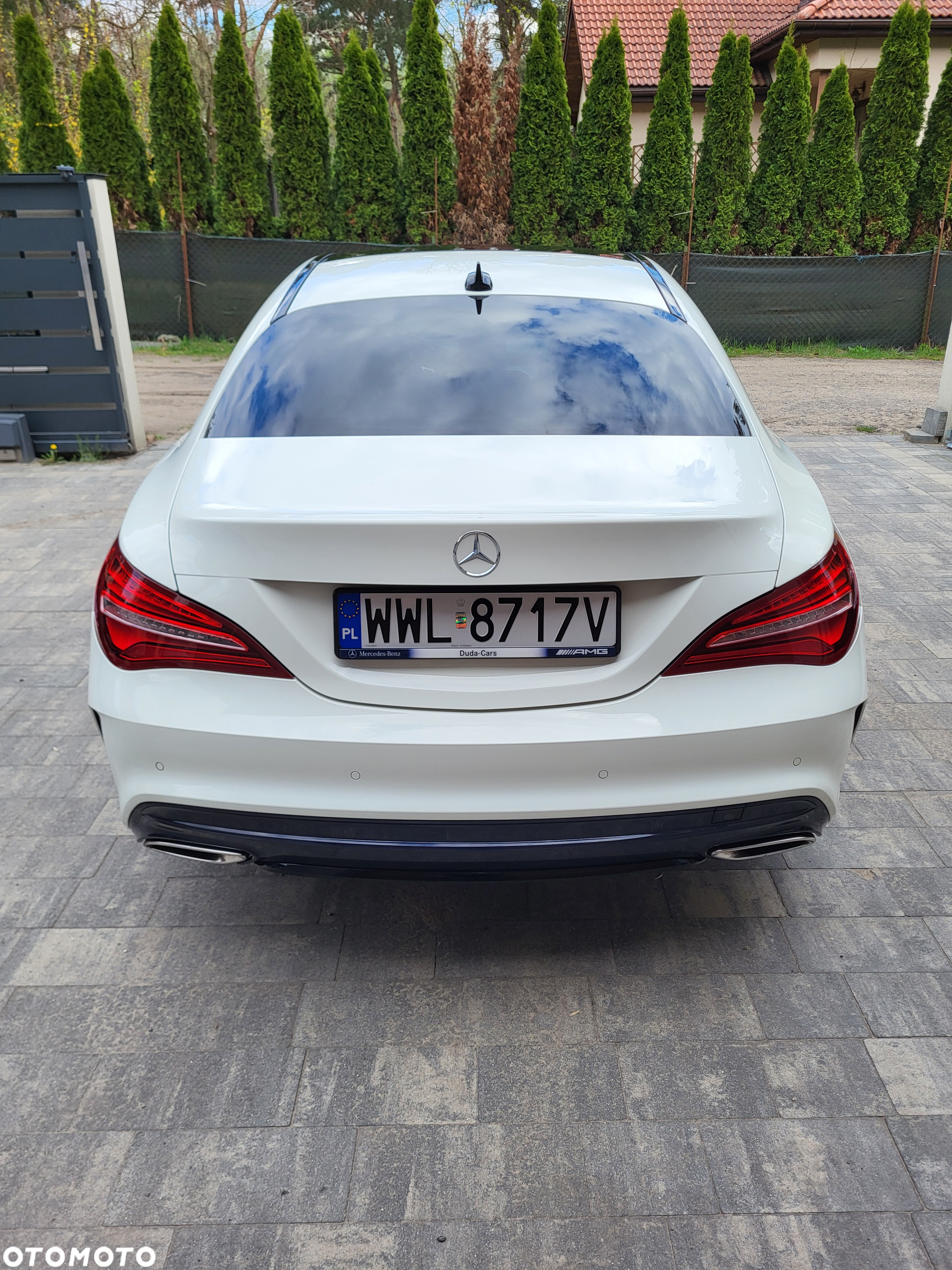 Mercedes-Benz CLA 220 4-Matic AMG Line - 4