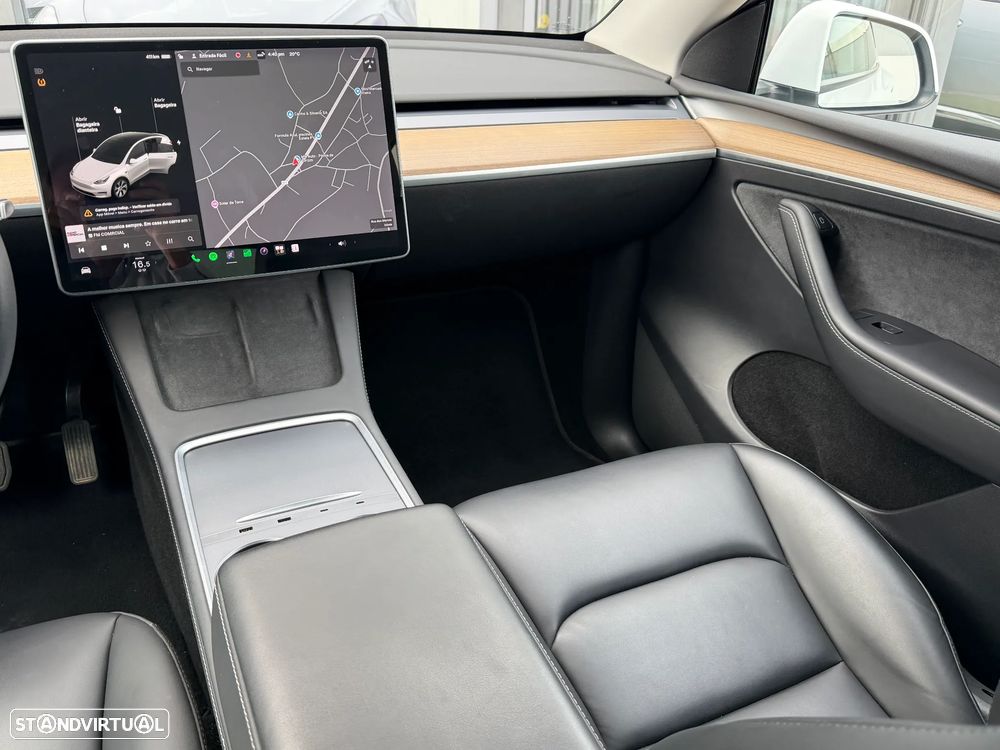 Tesla Model Y Long Range Tração Integral - 18