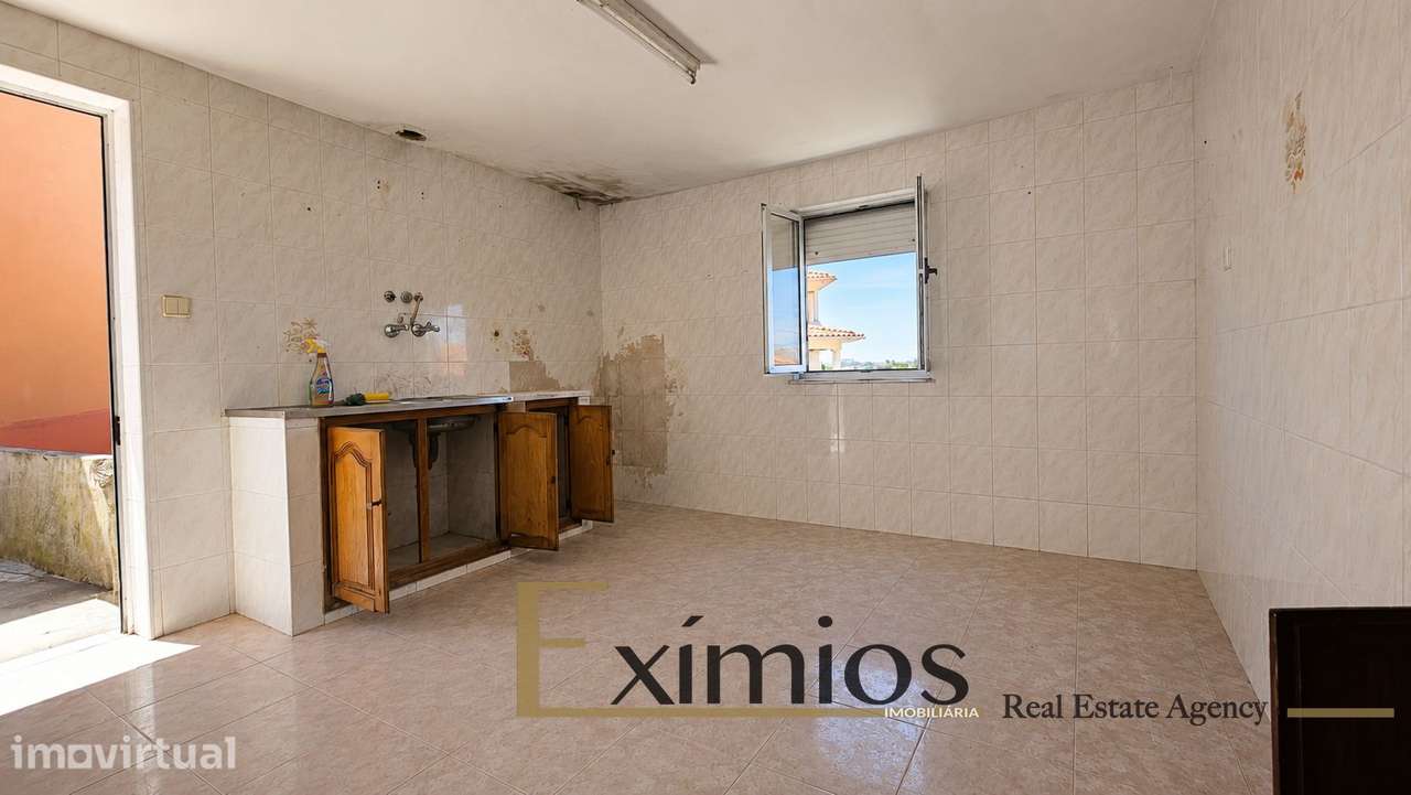 Moradia V2 Isolada para remodelação, na Junqueira, em Vila do Conde - Grande imagem: 3/9