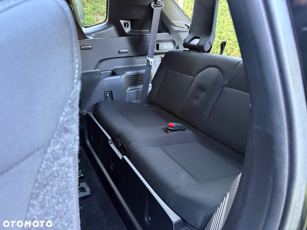 Mitsubishi Outlander - 24