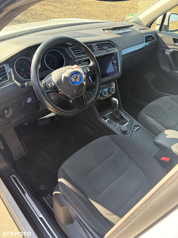 Volkswagen Tiguan - 15