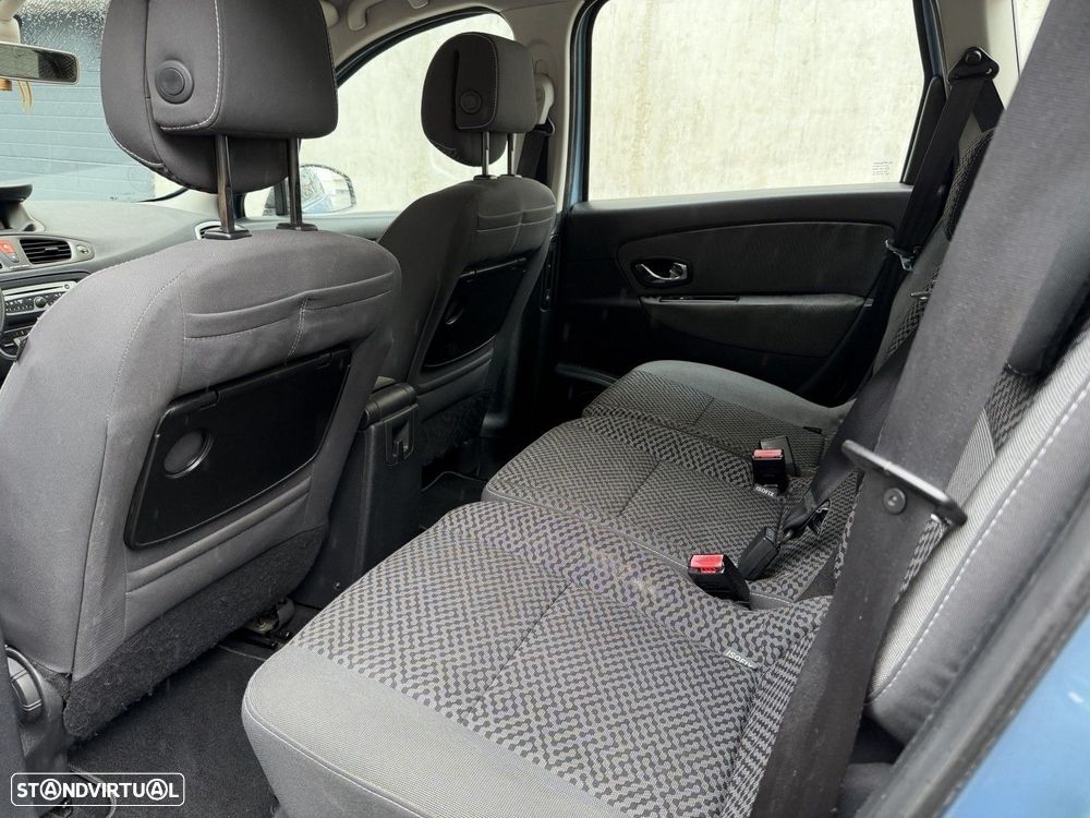 Renault Scénic 1.5 dCi Exclusive SS - 12