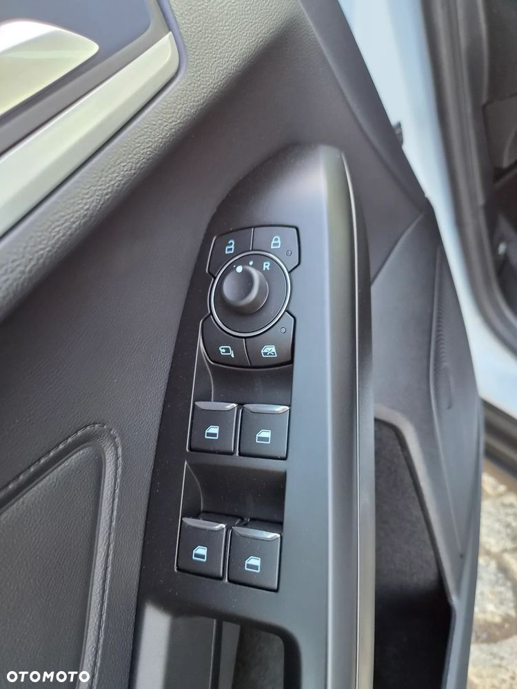 Ford Focus 1.0 EcoBoost Titanium - 14