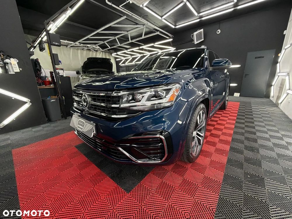 Volkswagen Atlas - 2