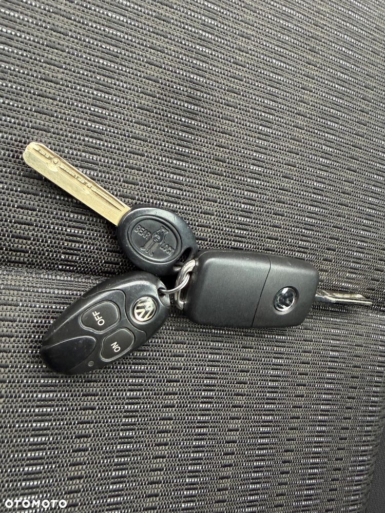 Volkswagen Caddy 2.0 TDI Highline DSG - 20