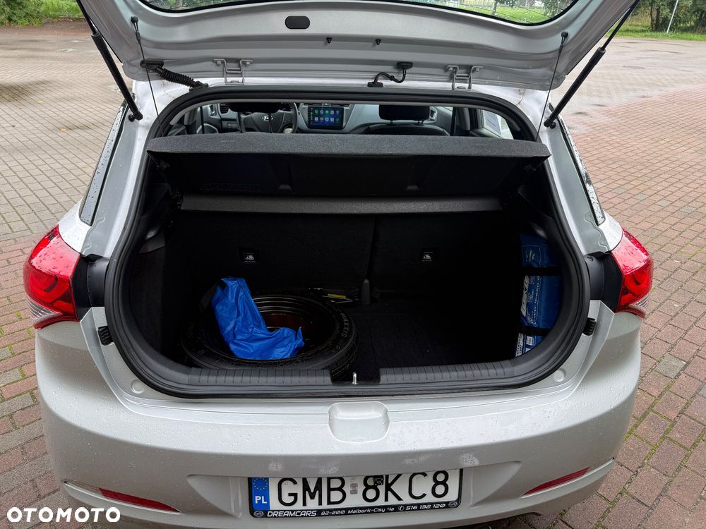 Hyundai i20 1.2 Classic - 15