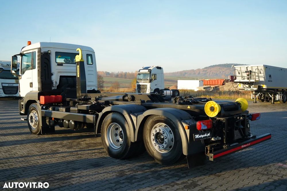 MAN TGS 26.440 / AUTOCARNIER / MARREL AL TAM 20U / 20 T / 6x2 / PUNTE DE DIRECȚIE RIDICABILĂ / ANVELOPE 100% / EURO 6 - 9