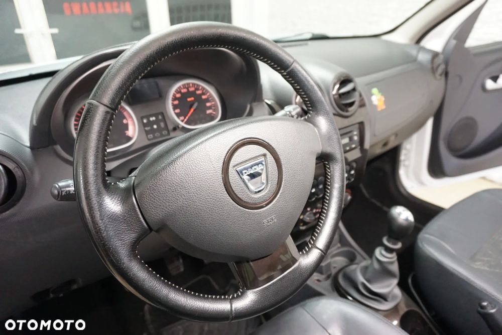 Dacia Duster 1.5 dCi Laureate - 14