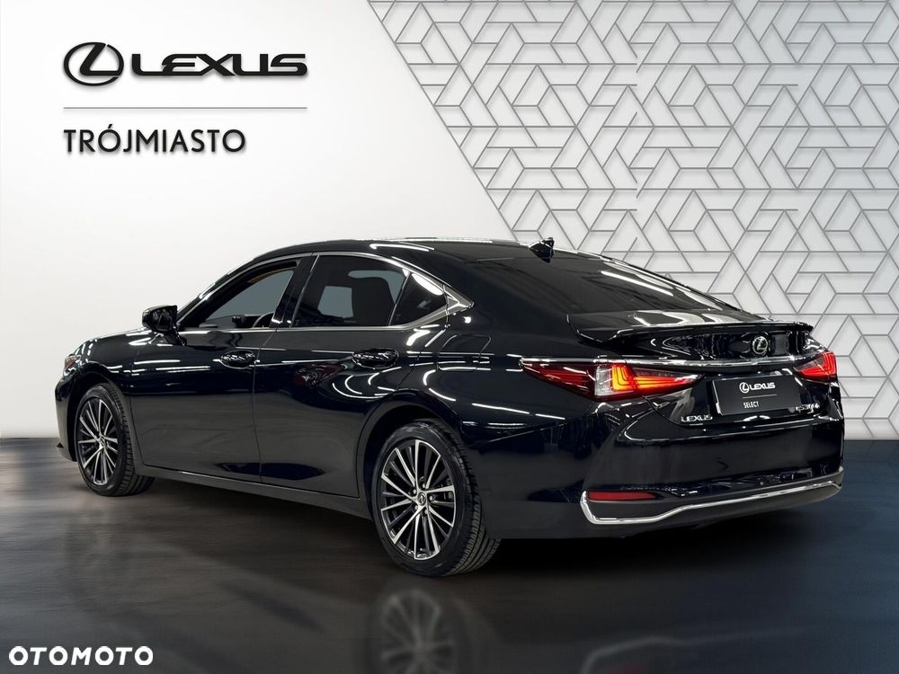 Lexus ES 300h Prestige - 9