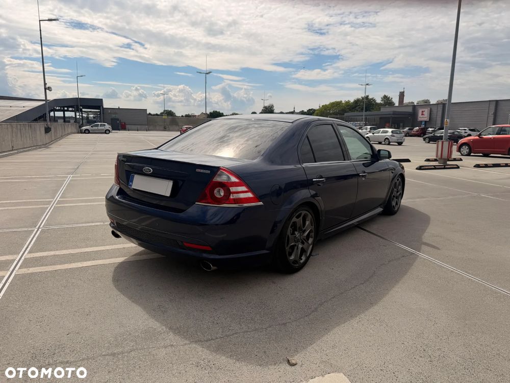 Ford Mondeo 3.0 V6 ST 220 - 8