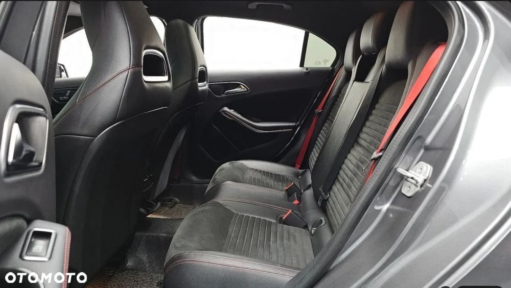 Mercedes-Benz Klasa A AMG 45 4Matic AMG Speedshift 7G-DCT - 8