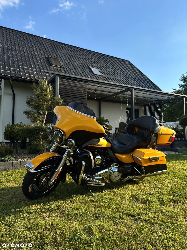 Harley-Davidson FLHT Electra Glide Standard - 1