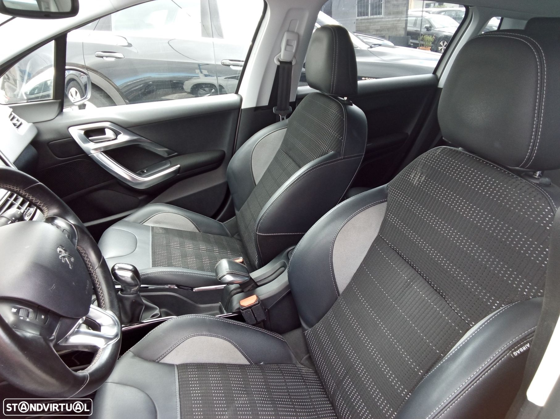 Peugeot 2008 1.2 VTi Active - 18