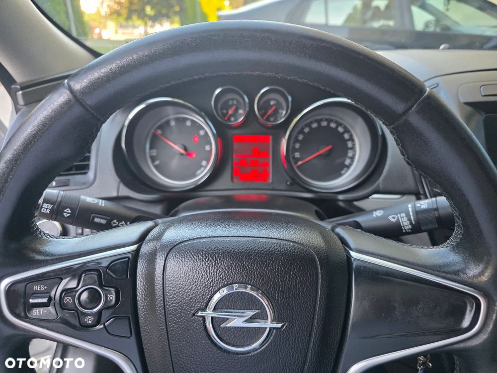 Opel Insignia 1.6 CDTI EcoFLEX S&S - 12