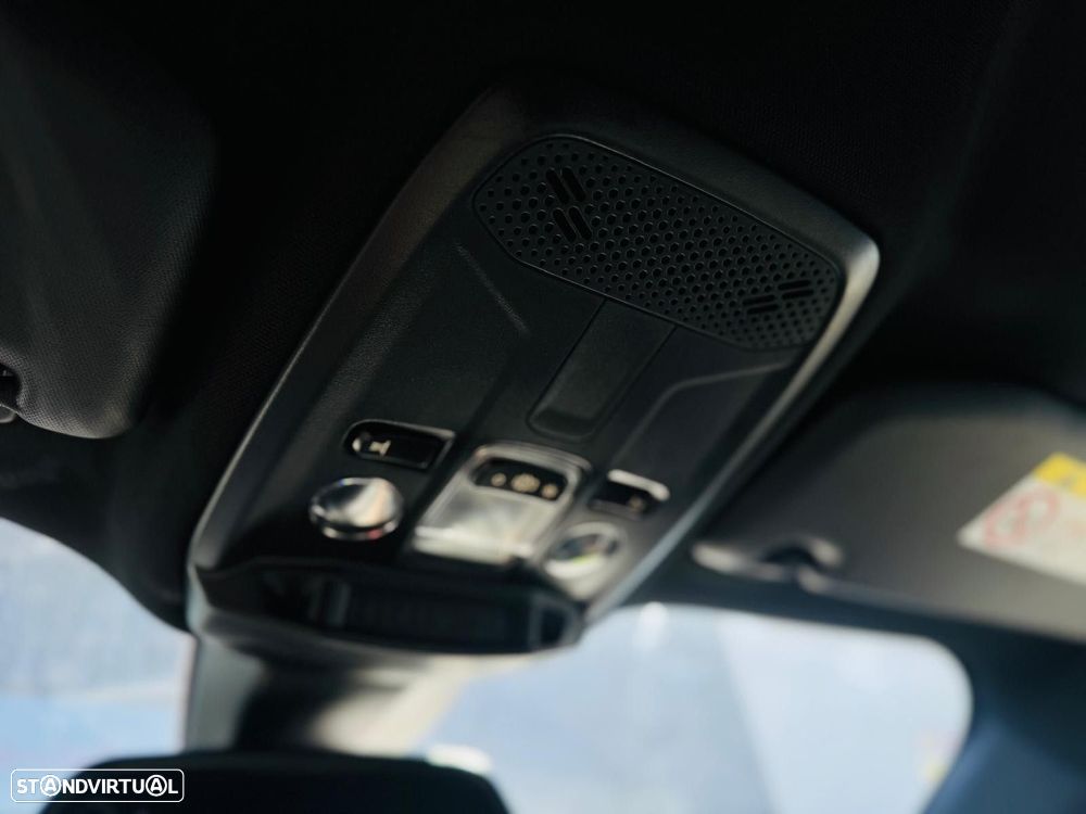 Peugeot 2008 1.2 PureTech Allure Pack EAT8 - 37