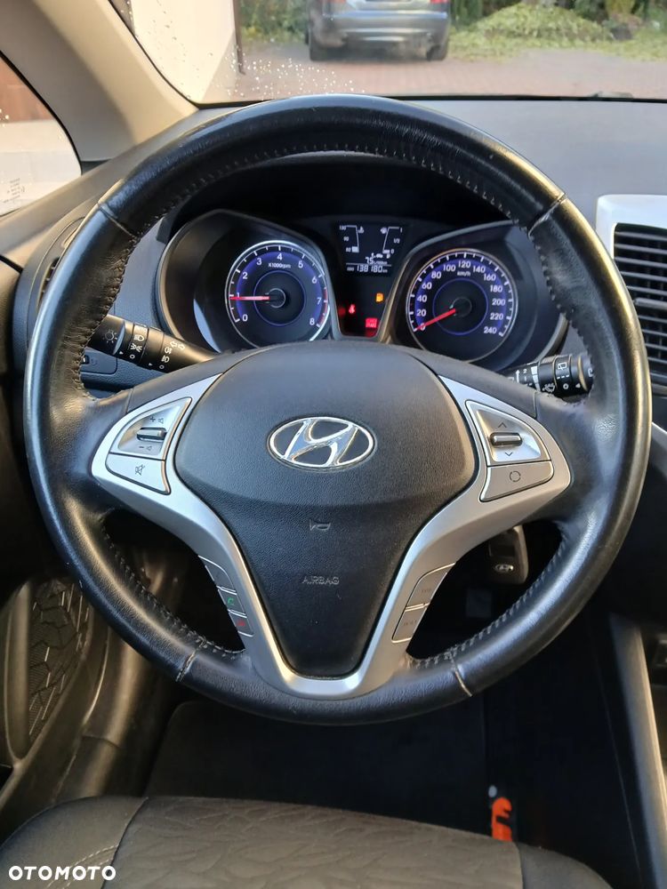 Hyundai ix20 1.4 blue Style - 15