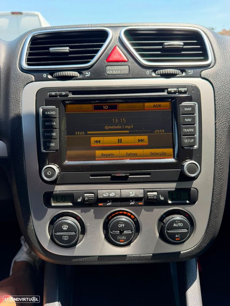 VW Scirocco 2.0 TDI Sport DSG - 32
