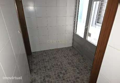 Oportunidade Única no Lumiar, Lisboa – Loja Comercial - Grande imagem: 3/22