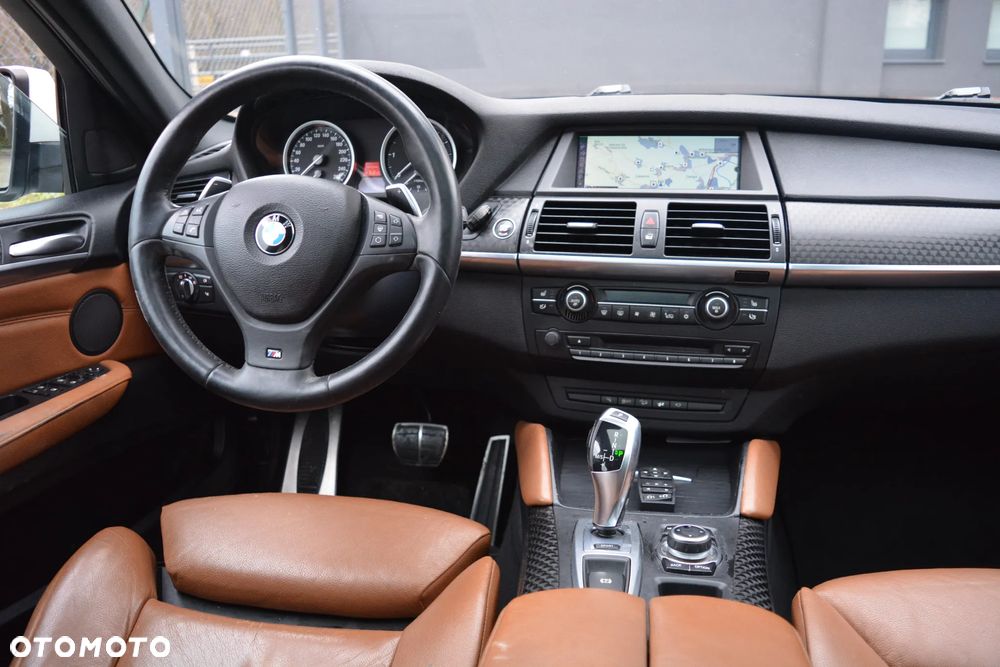 BMW X6 - 15