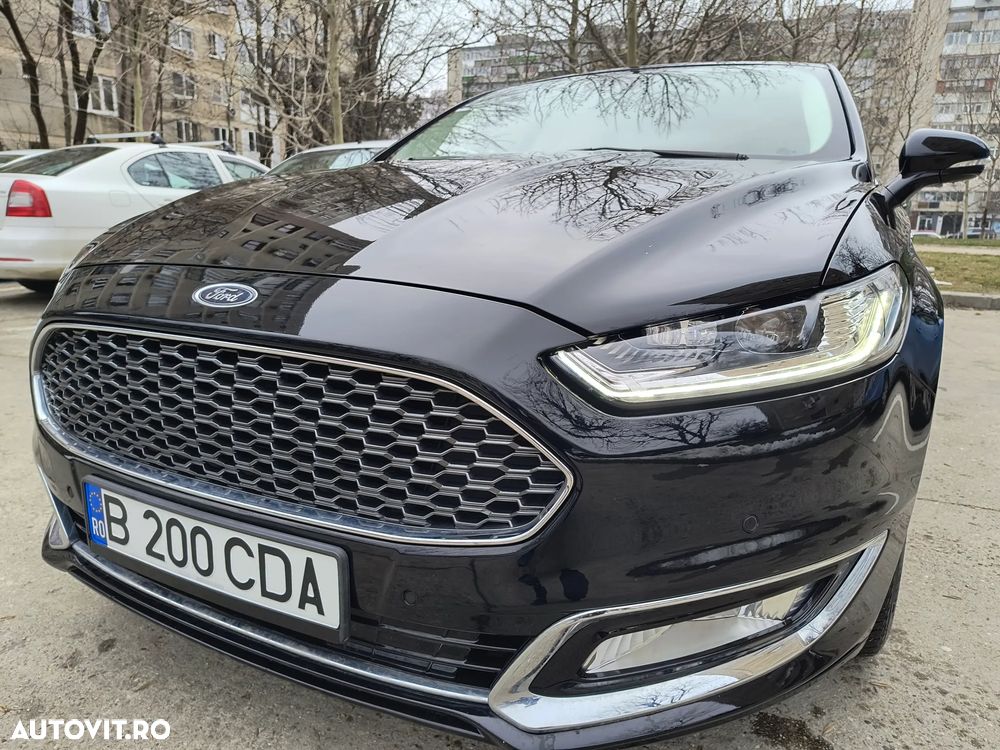 Ford Mondeo 2.0 EcoBoost Titanium - 1