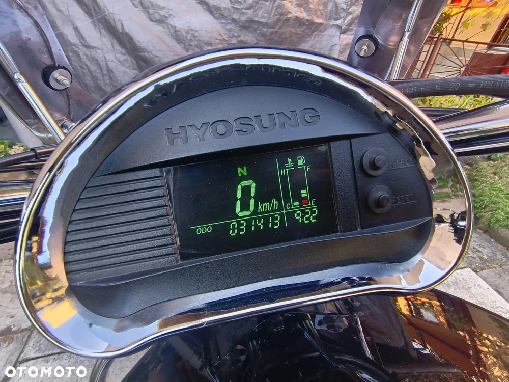 Hyosung GV - 20