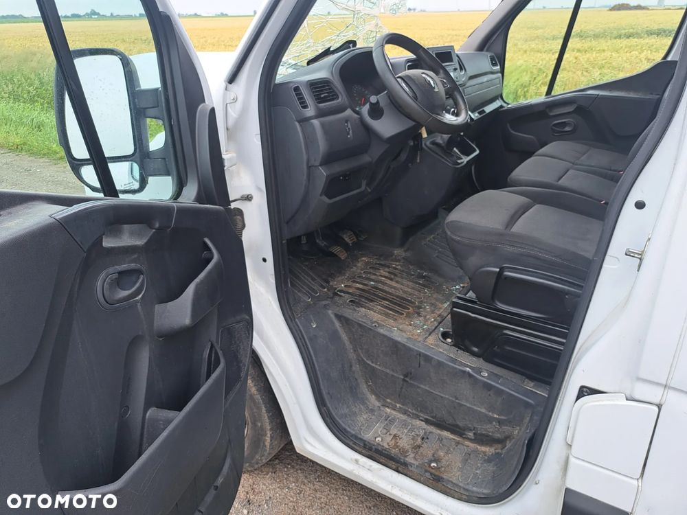 Renault Master - 15