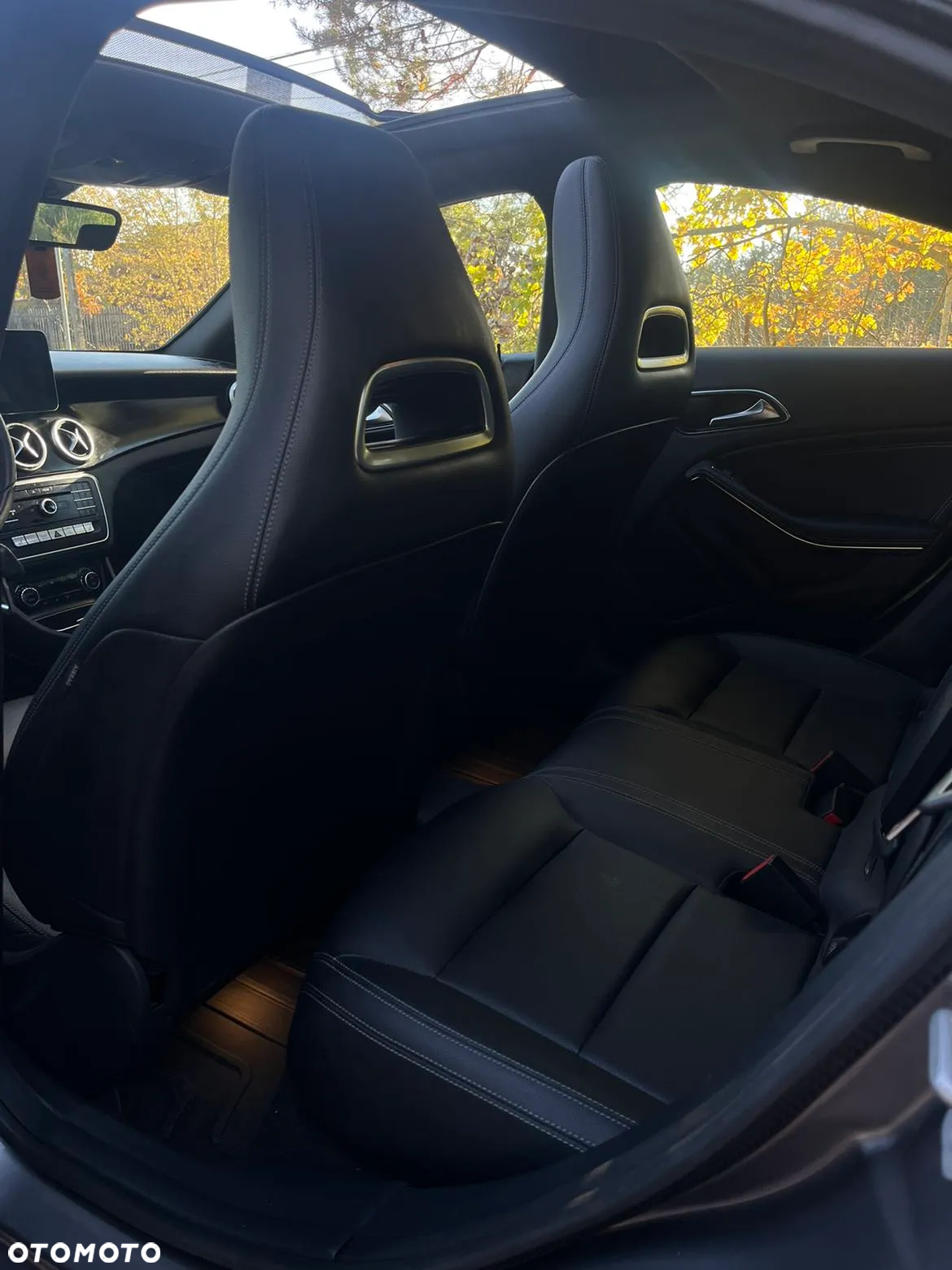 Mercedes-Benz CLA 250 4-Matic AMG Line - 9