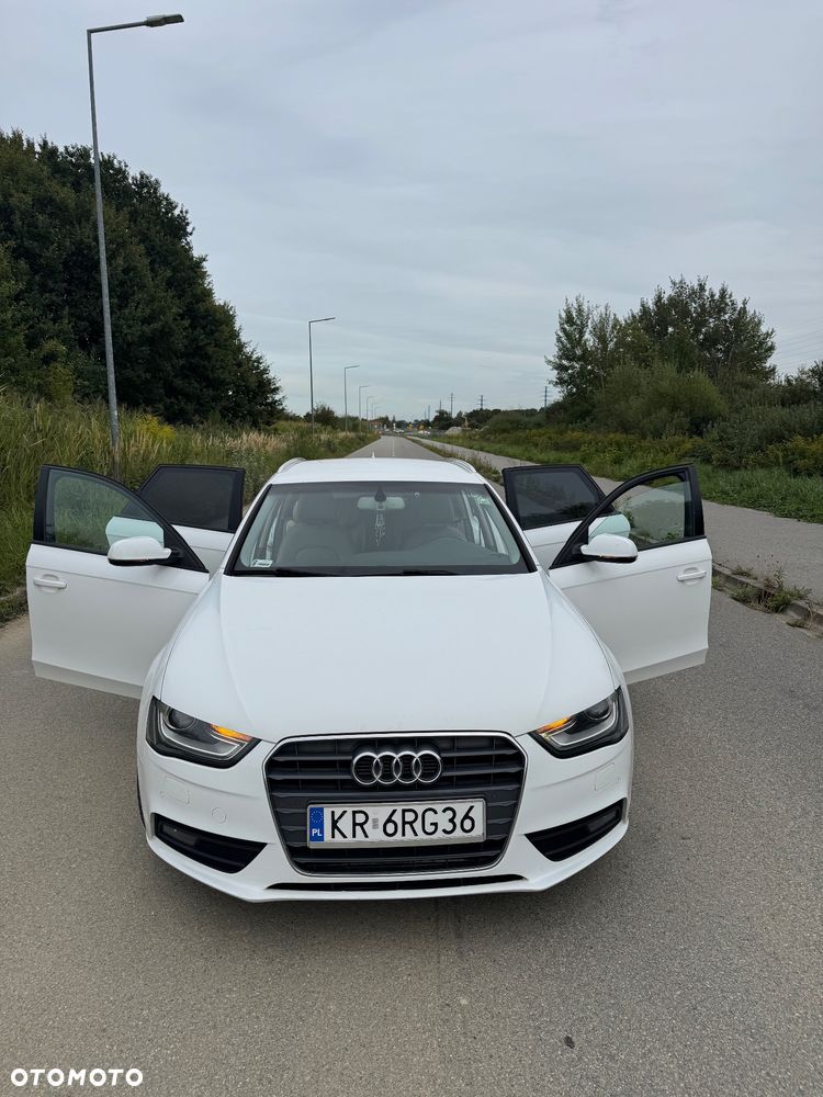 Audi A4 Avant - 15