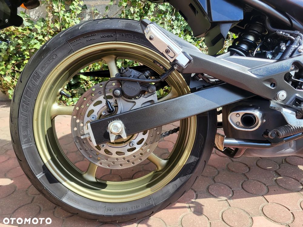 Yamaha XJ - 28
