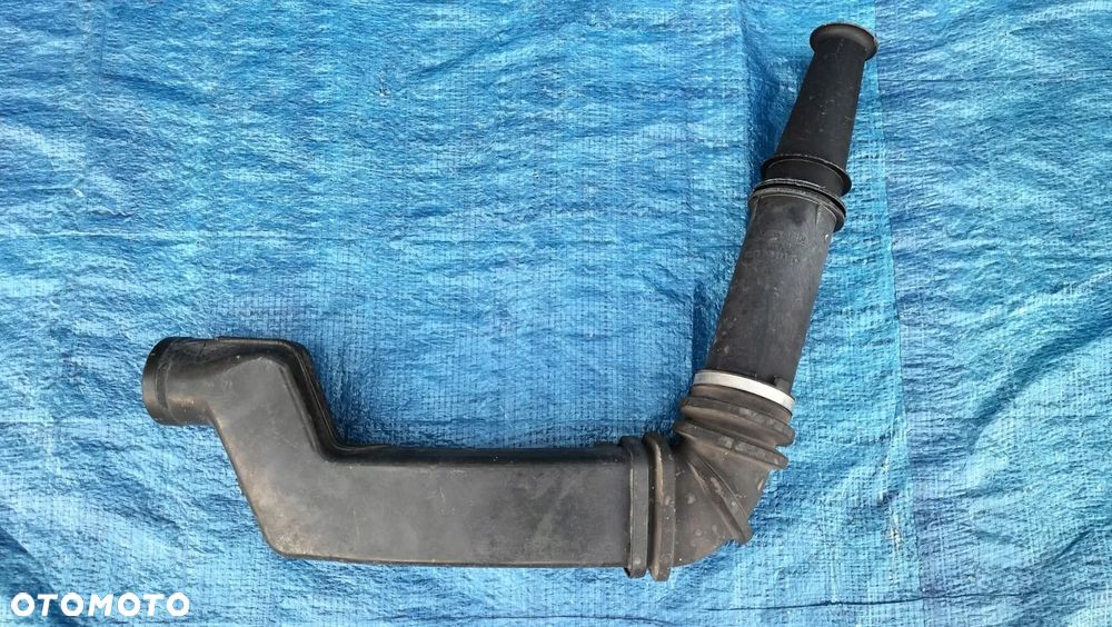 PRZEWÓD RURA DOLOT KIEROWNICA POWIETRZA A1111400012 A1110940091 A6040940104 A6040940004 MERCEDES W202 1.8 W124 2.2B