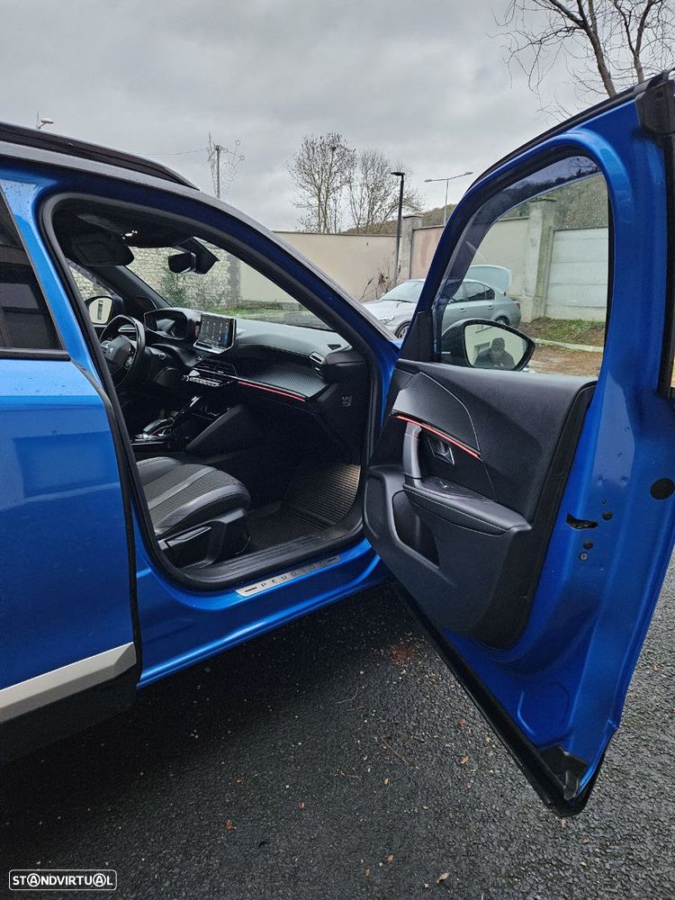 Peugeot e-2008 GT - 5