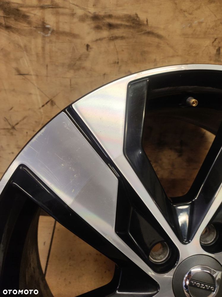 felga aluminiowa alus volvo v60 ii 2 cross country - 7