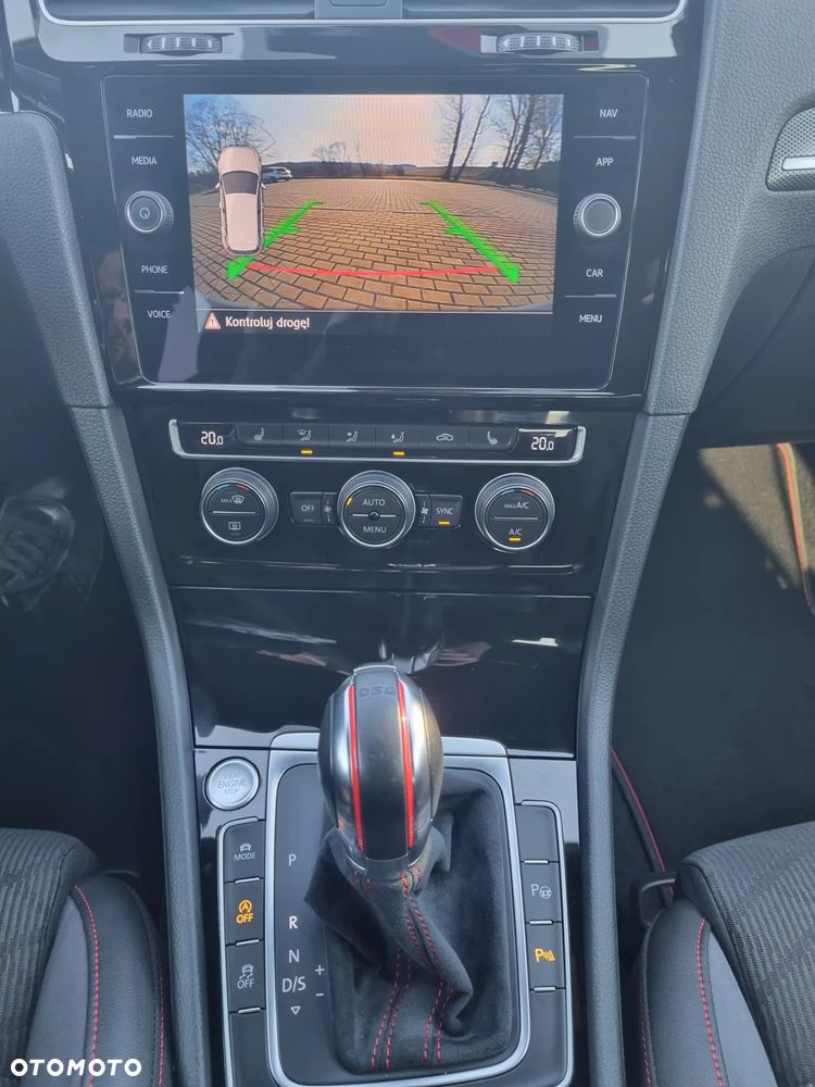Volkswagen Golf GTI TCR 2.0 TSI OPF DSG - 11