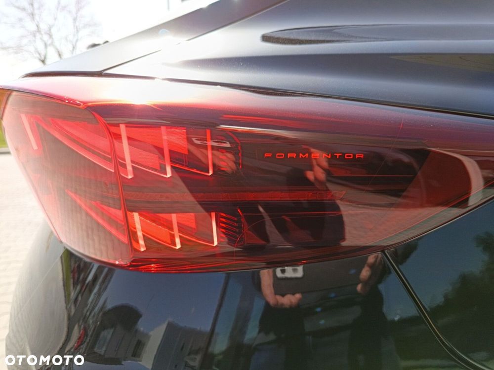 Cupra Formentor 1.5 eTSI mHEV DSG - 13