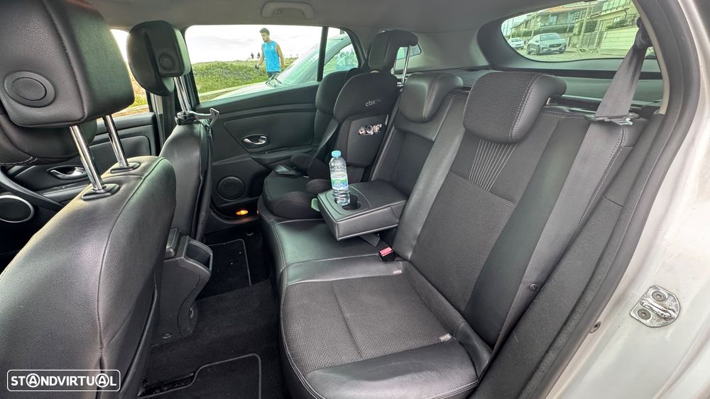Renault Mégane Sport Tourer 1.5 dCi Dynamique S - 8