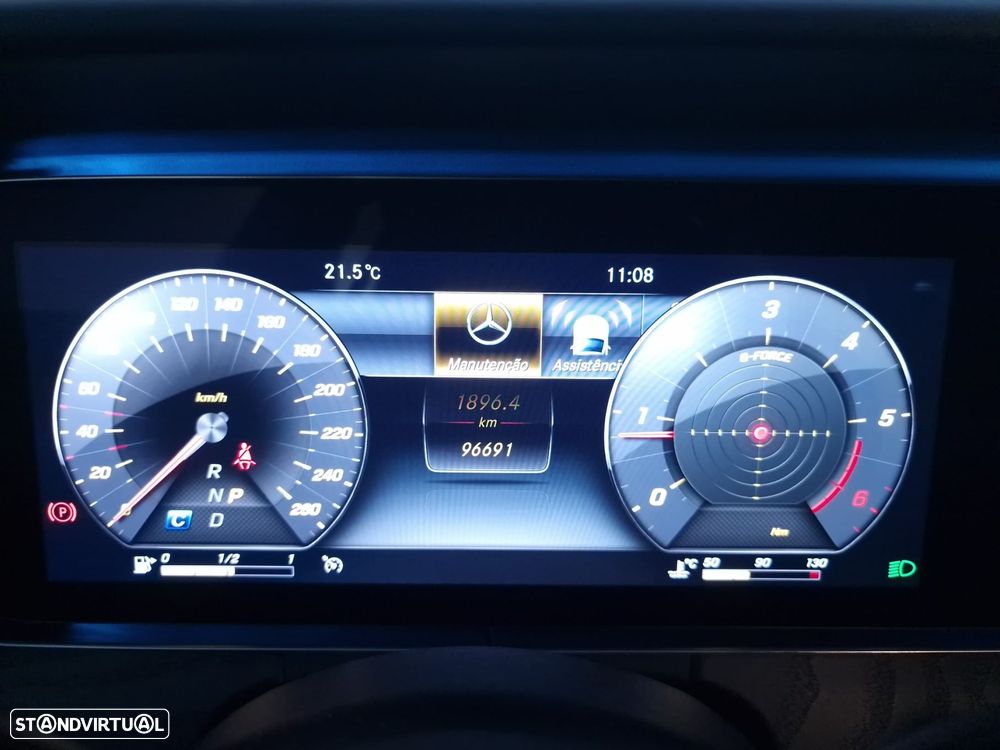 Mercedes-Benz E 220 d AMG Line - 38
