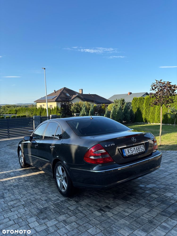 Mercedes-Benz Klasa E - 4