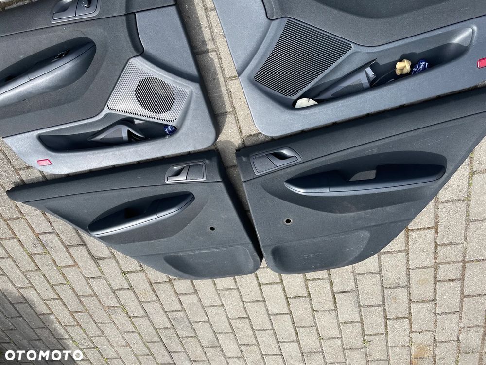 SKODA FABIA I BOCZKI TAPICERKA DRZWI KOMPLET - 4