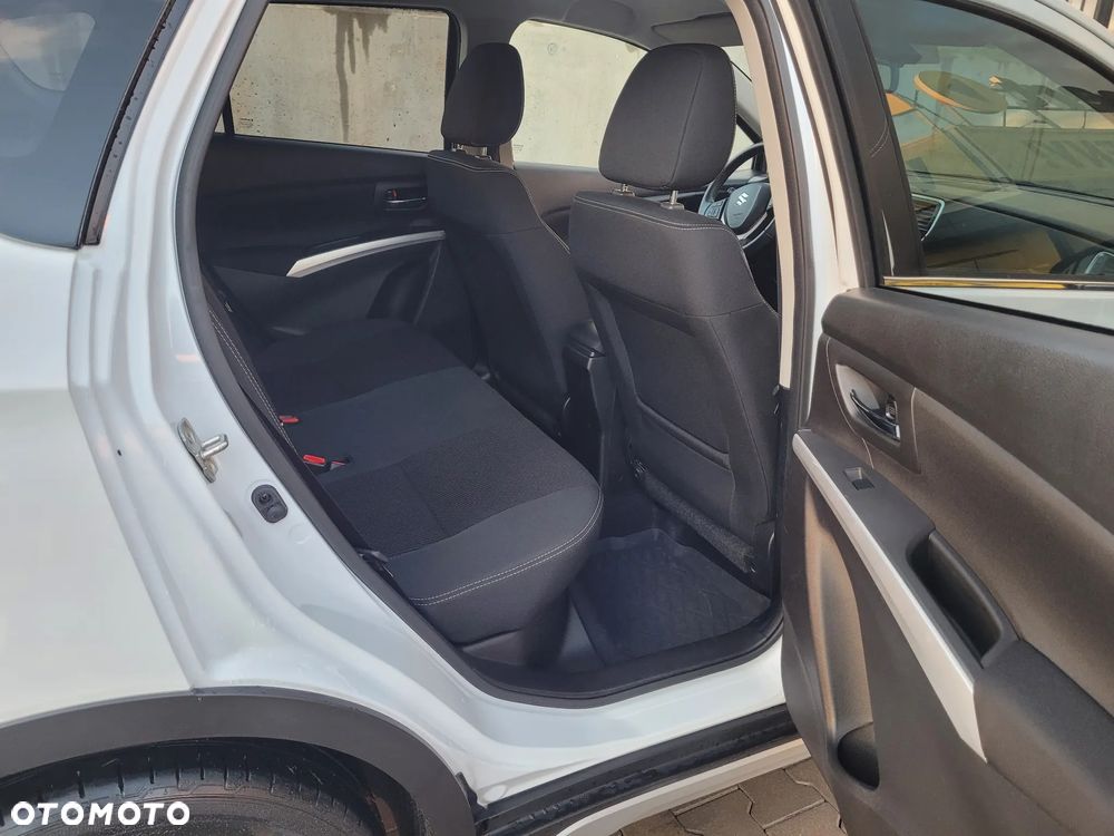 Suzuki SX4 S-Cross 1.6 DDiS 4x4 limited+ - 23