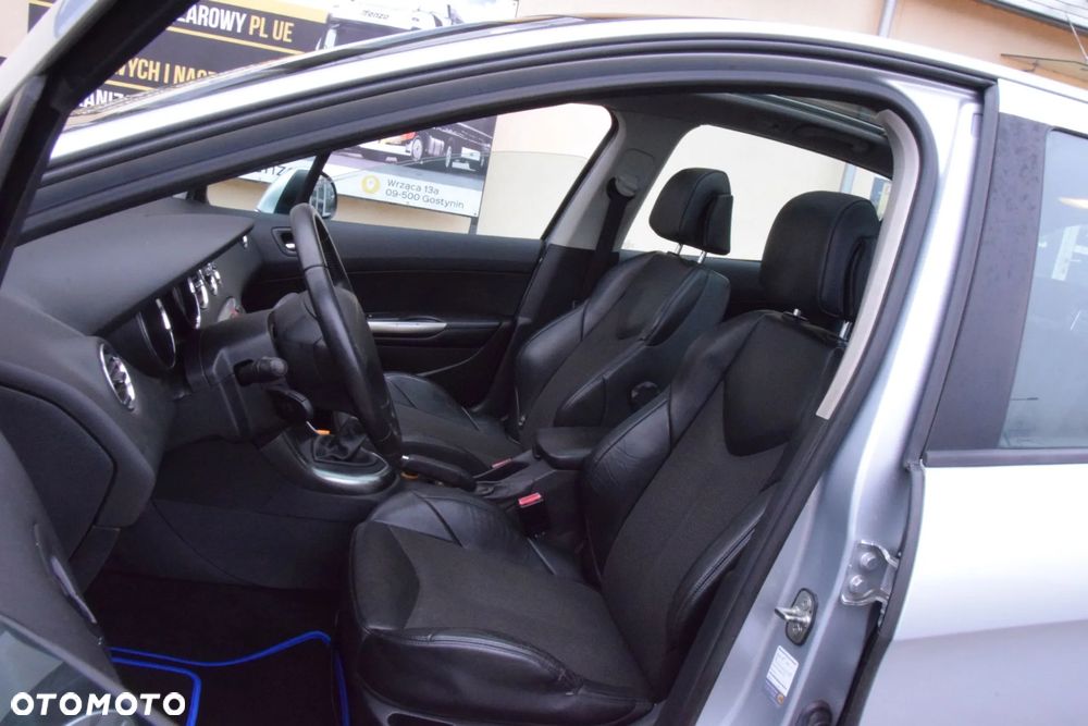 Peugeot 308 150 THP Sport - 17