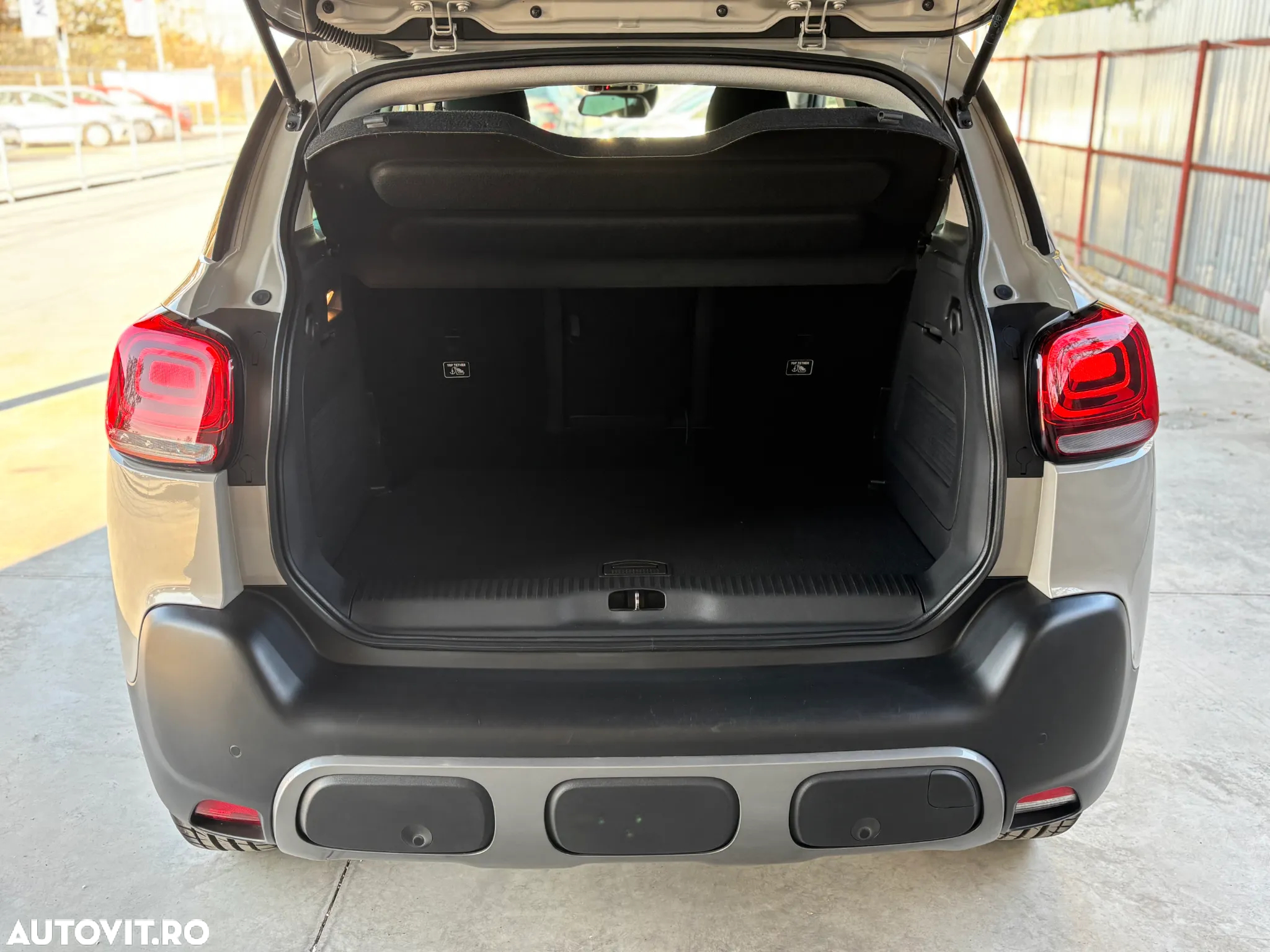 Citroën C3 AIRCROSS BlueHDI 100 Stop & Start Shine - 14