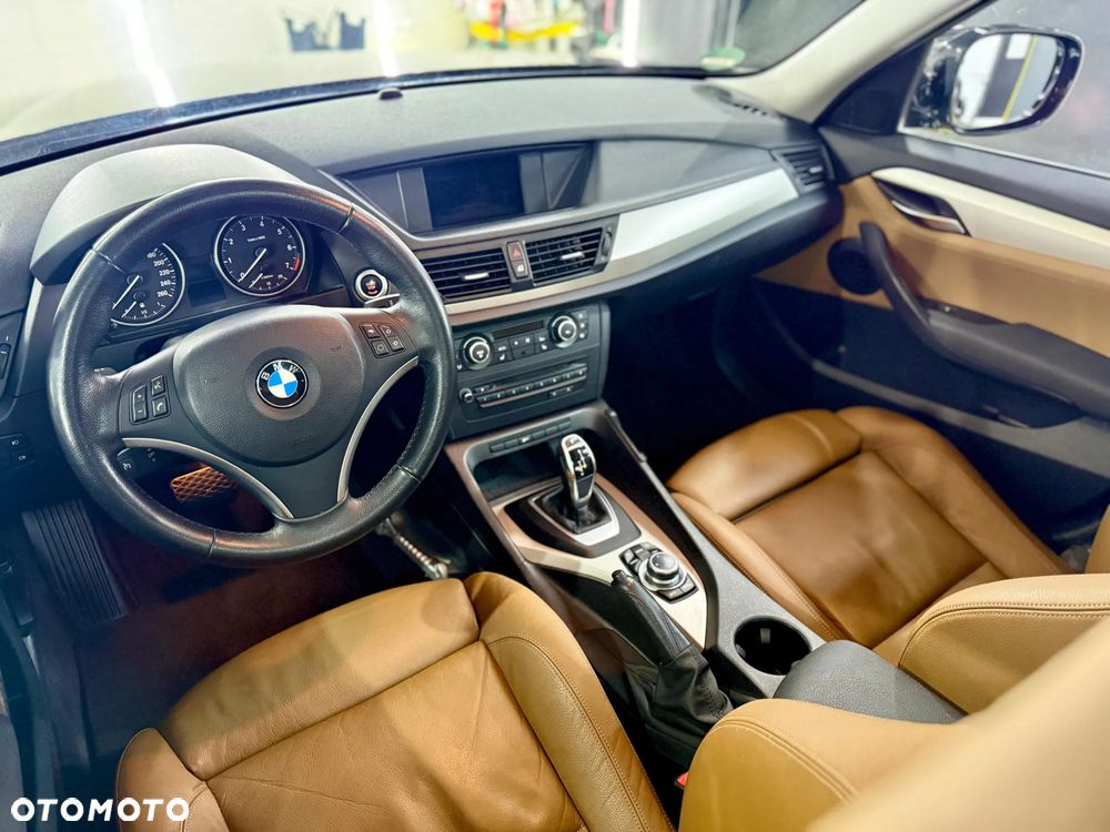 BMW X1 - 12