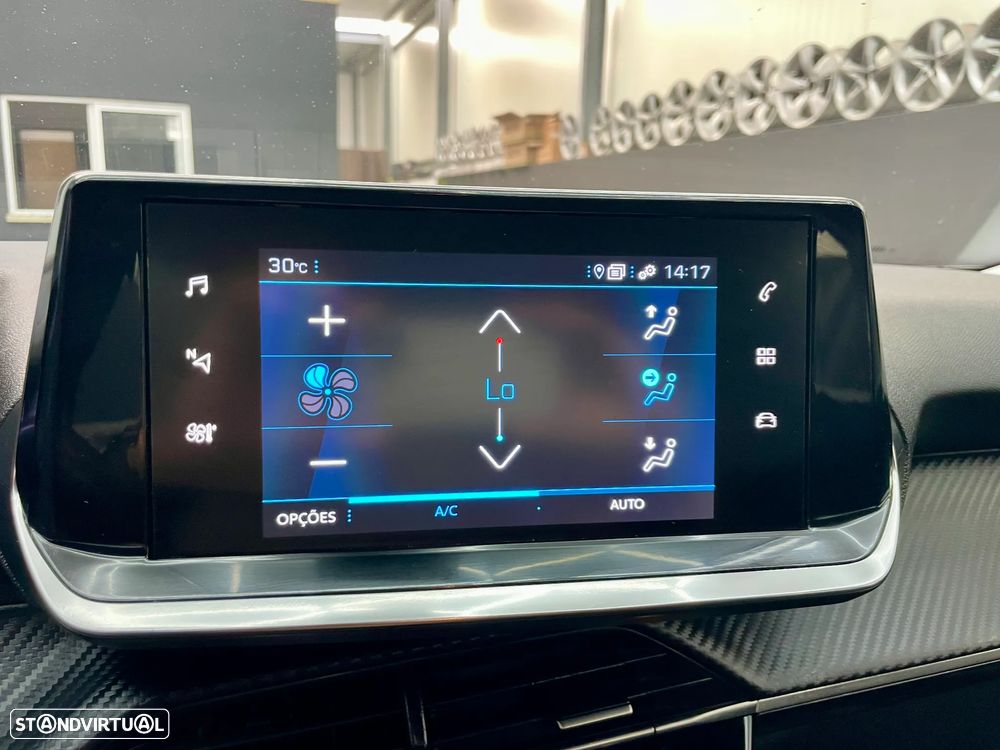 Peugeot 2008 1.5 BlueHDi Active Pack EAT8 - 20