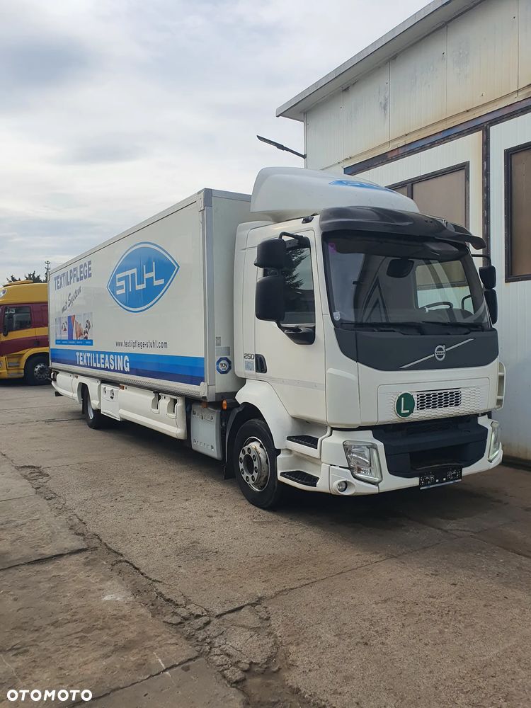 Volvo FL - 1