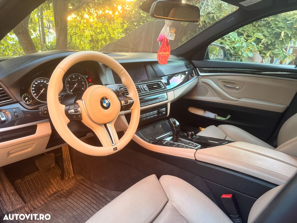 BMW Seria 5 525d xDrive AT - 21