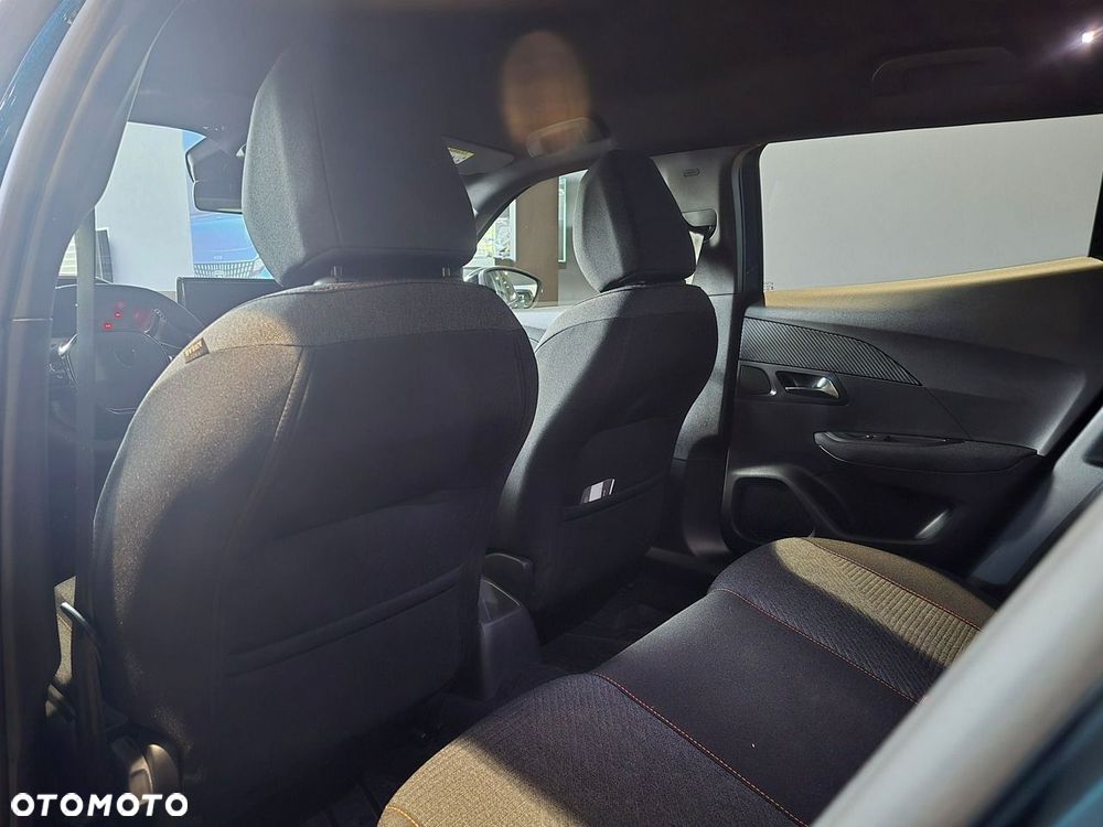 Peugeot 2008 - 14